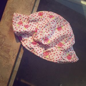 A cut flower hat